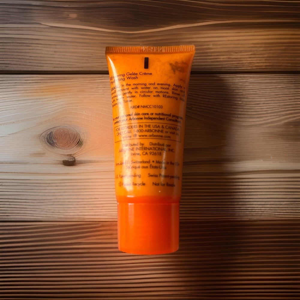Arbonne NutriMin C RE9 REnewing Gelee Creme Hydrating Wash 1 Fl Oz Travel Sealed - Picture 3 of 5